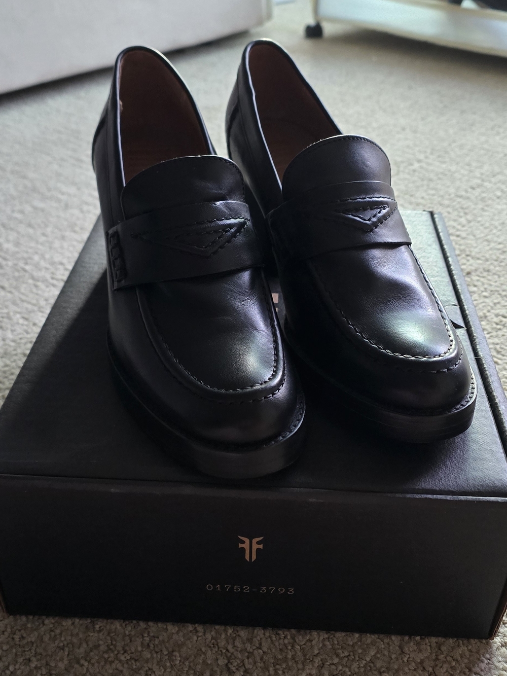 Frye Black Leather Classic Penny Loafers